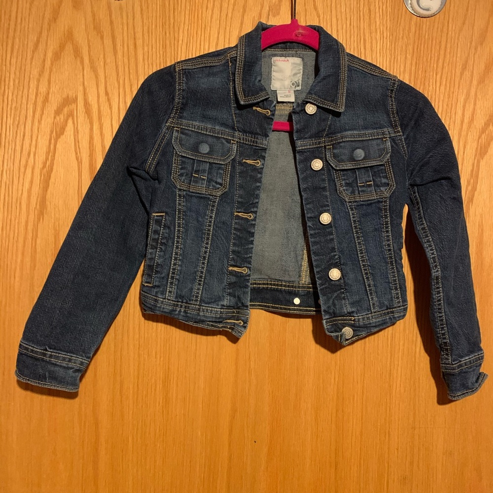 Kids Jean jacket. Size medium
